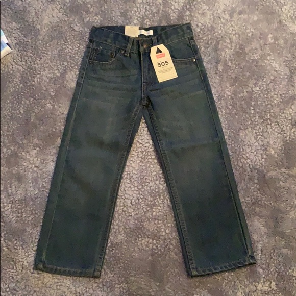 ‼️ No Longer Available ‼️ Levi Strauss Jeans - Picture 2 of 3